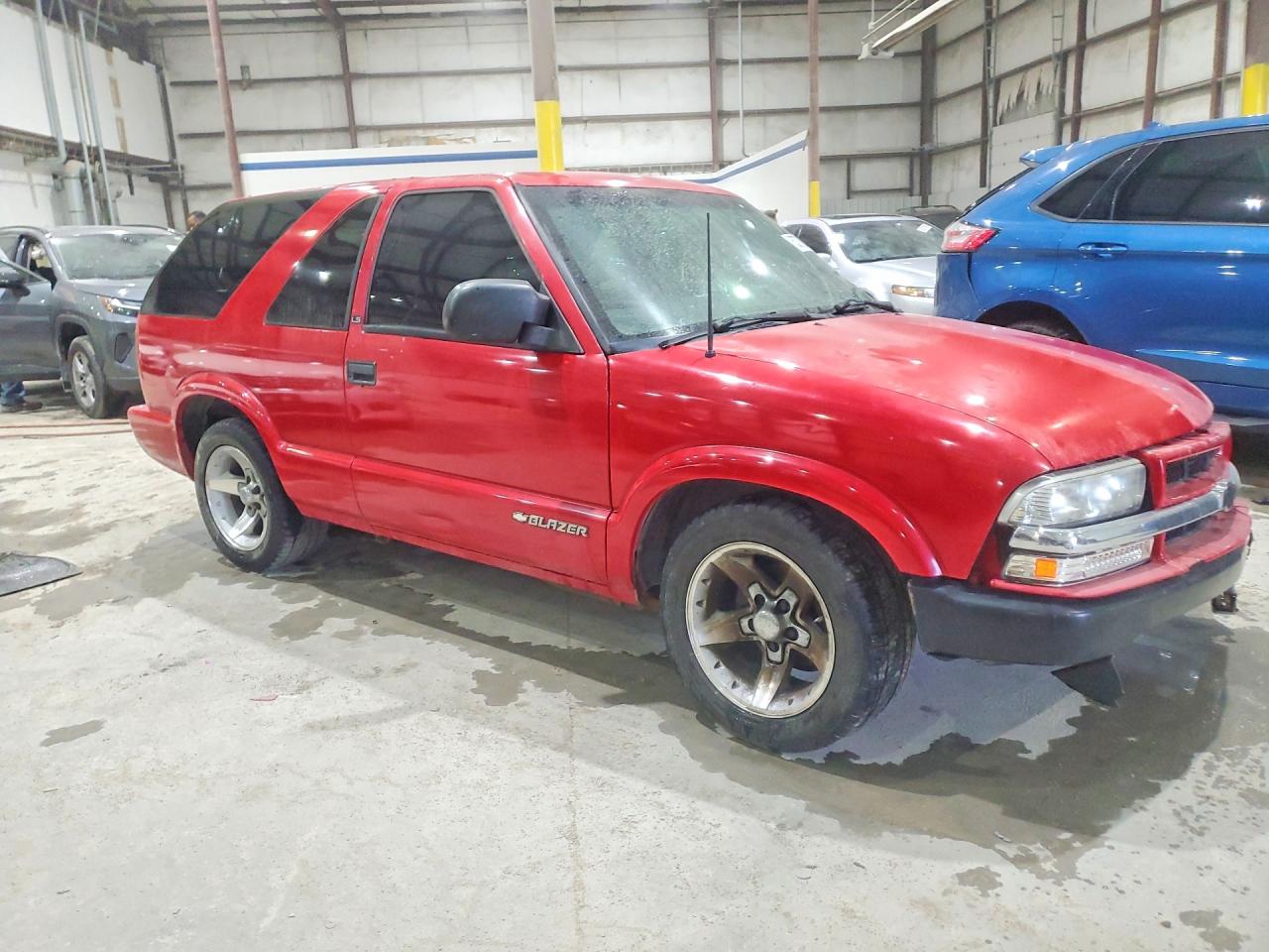 2002 CHEVROLET BLAZER photo 7