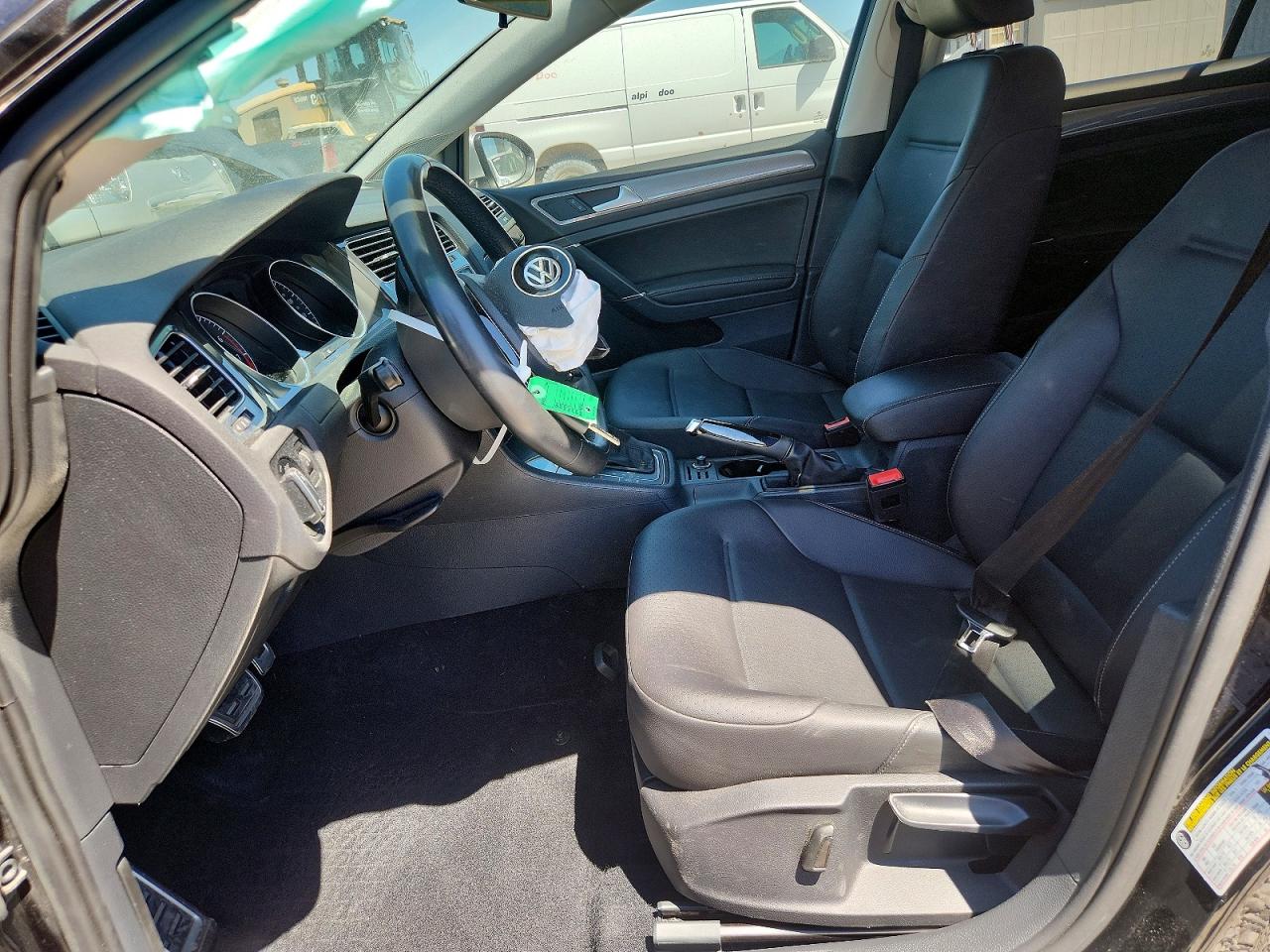 2017 VOLKSWAGEN GOLF ALLTRACK S photo 13