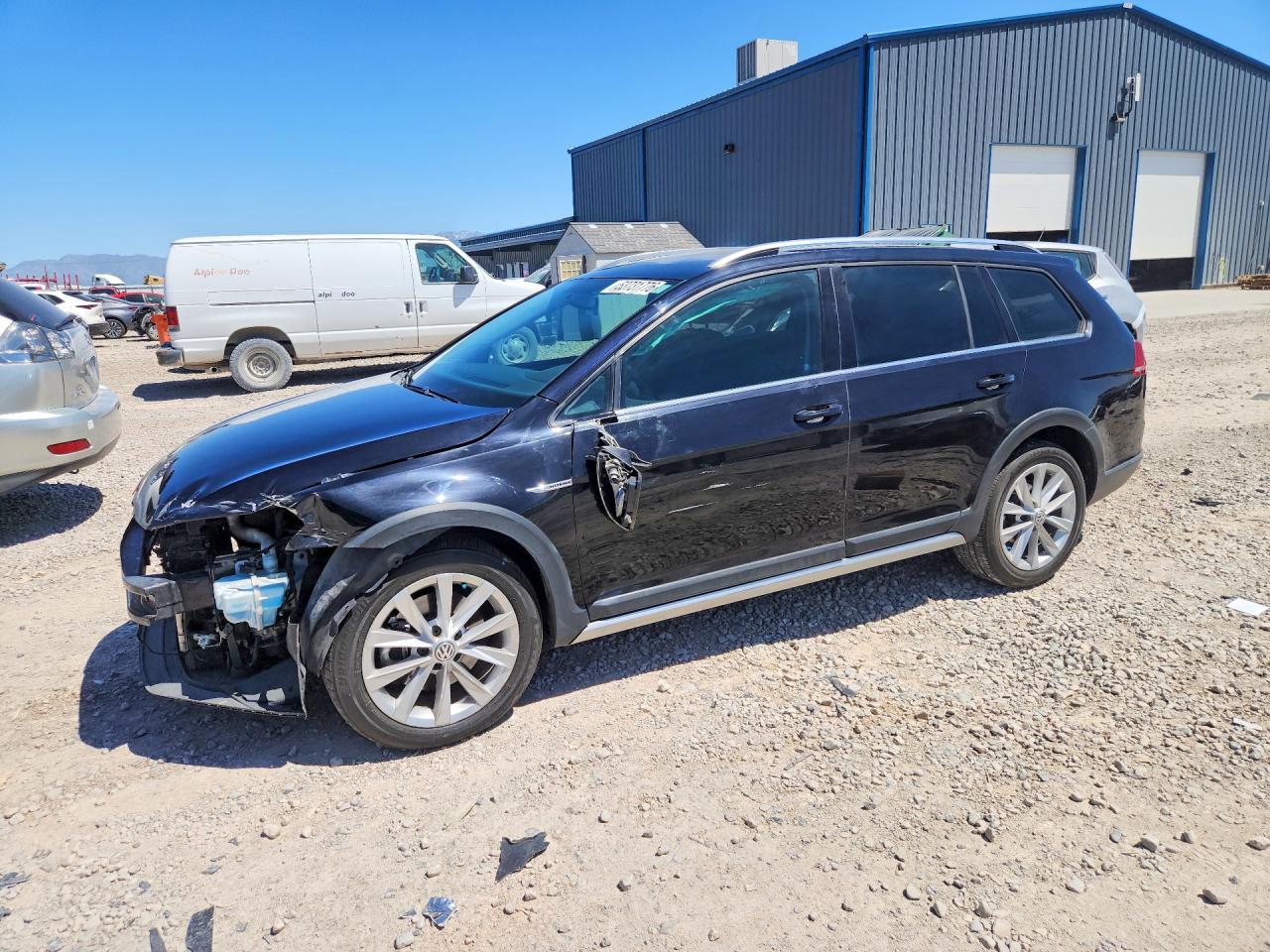 2017 VOLKSWAGEN GOLF ALLTRACK