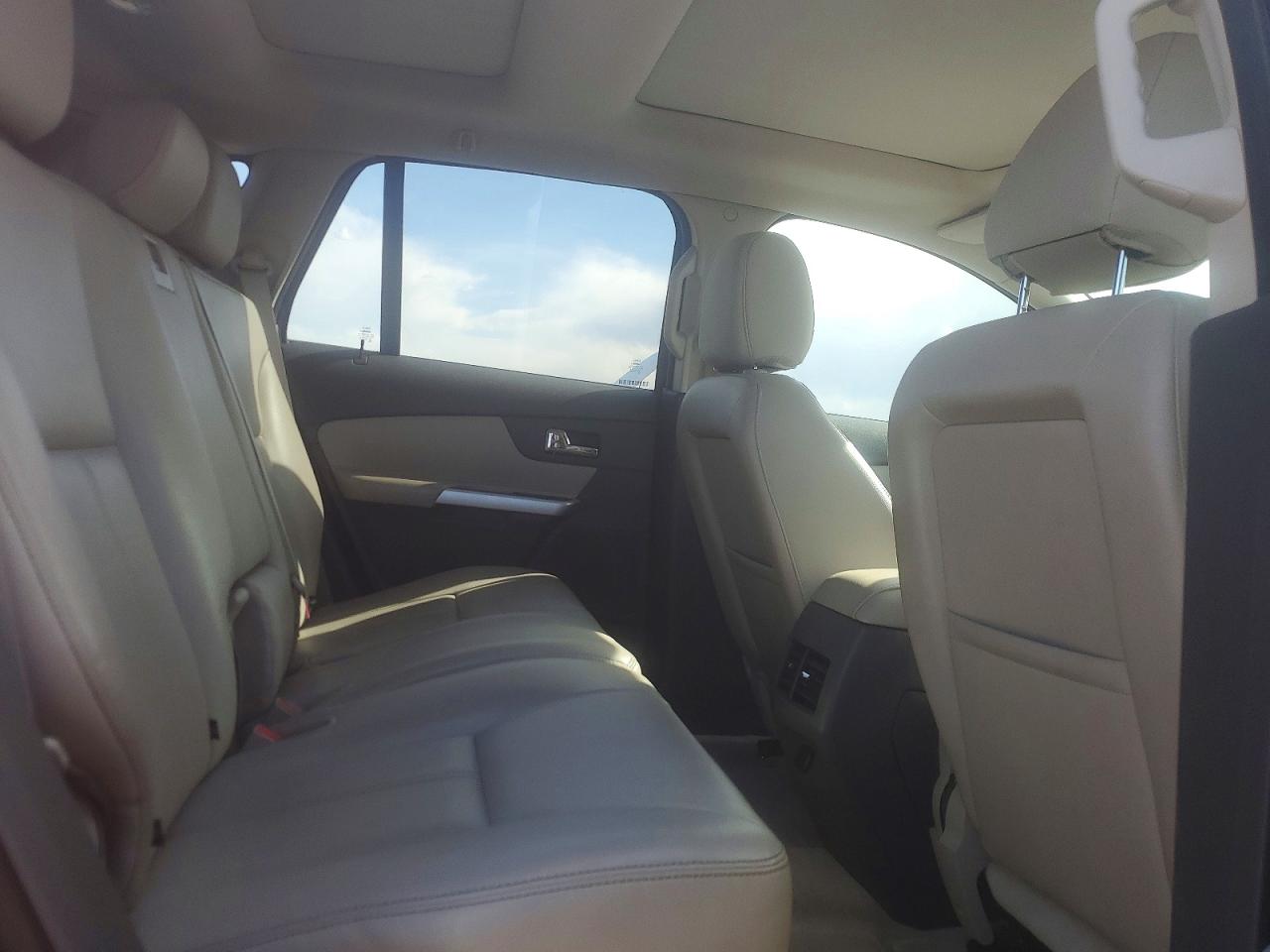 2011 FORD EDGE SEL photo 21