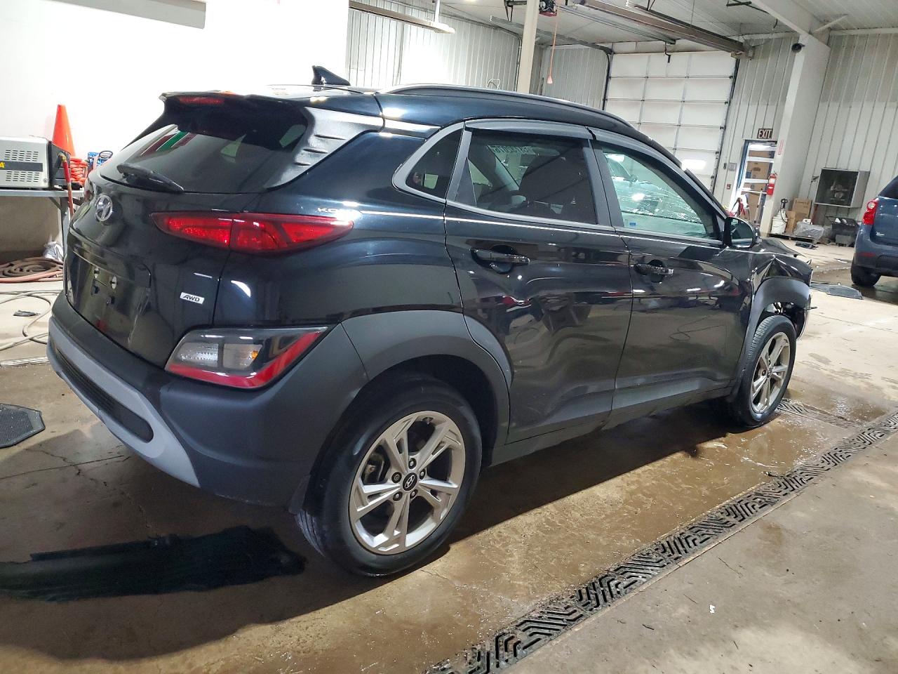 2022 HYUNDAI KONA SEL photo 5