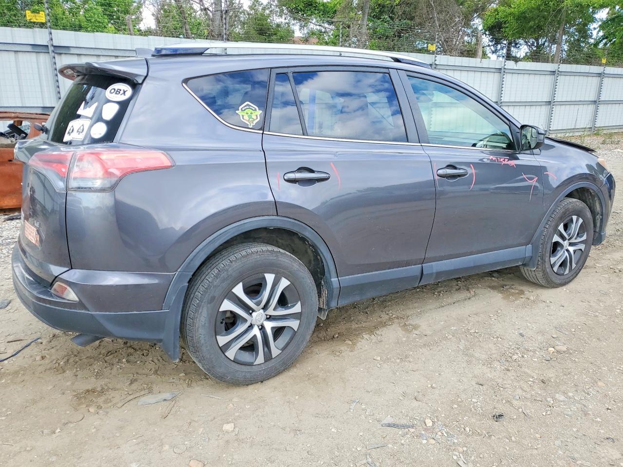 2017 TOYOTA RAV4 LE photo 5
