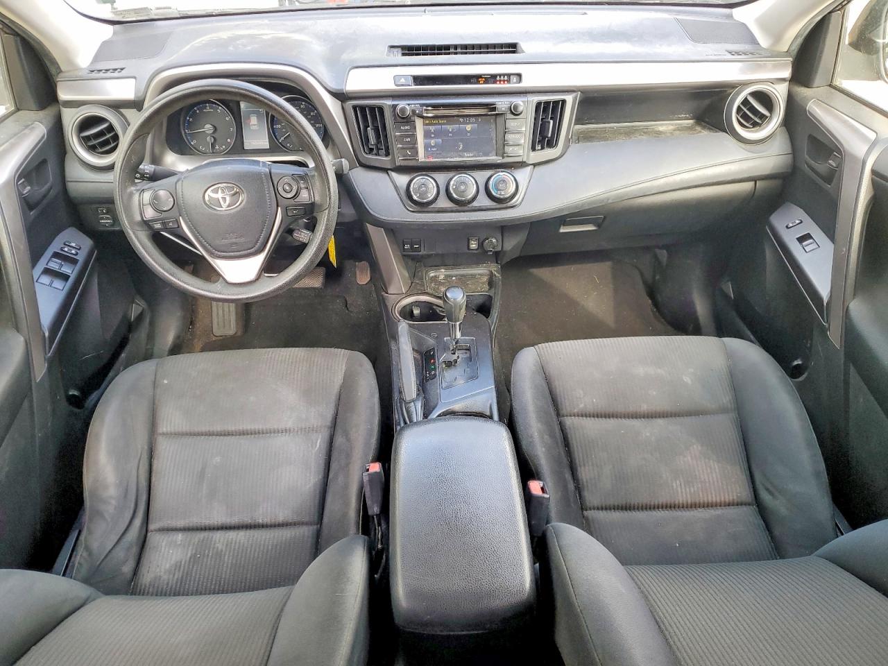 2017 TOYOTA RAV4 LE photo 15