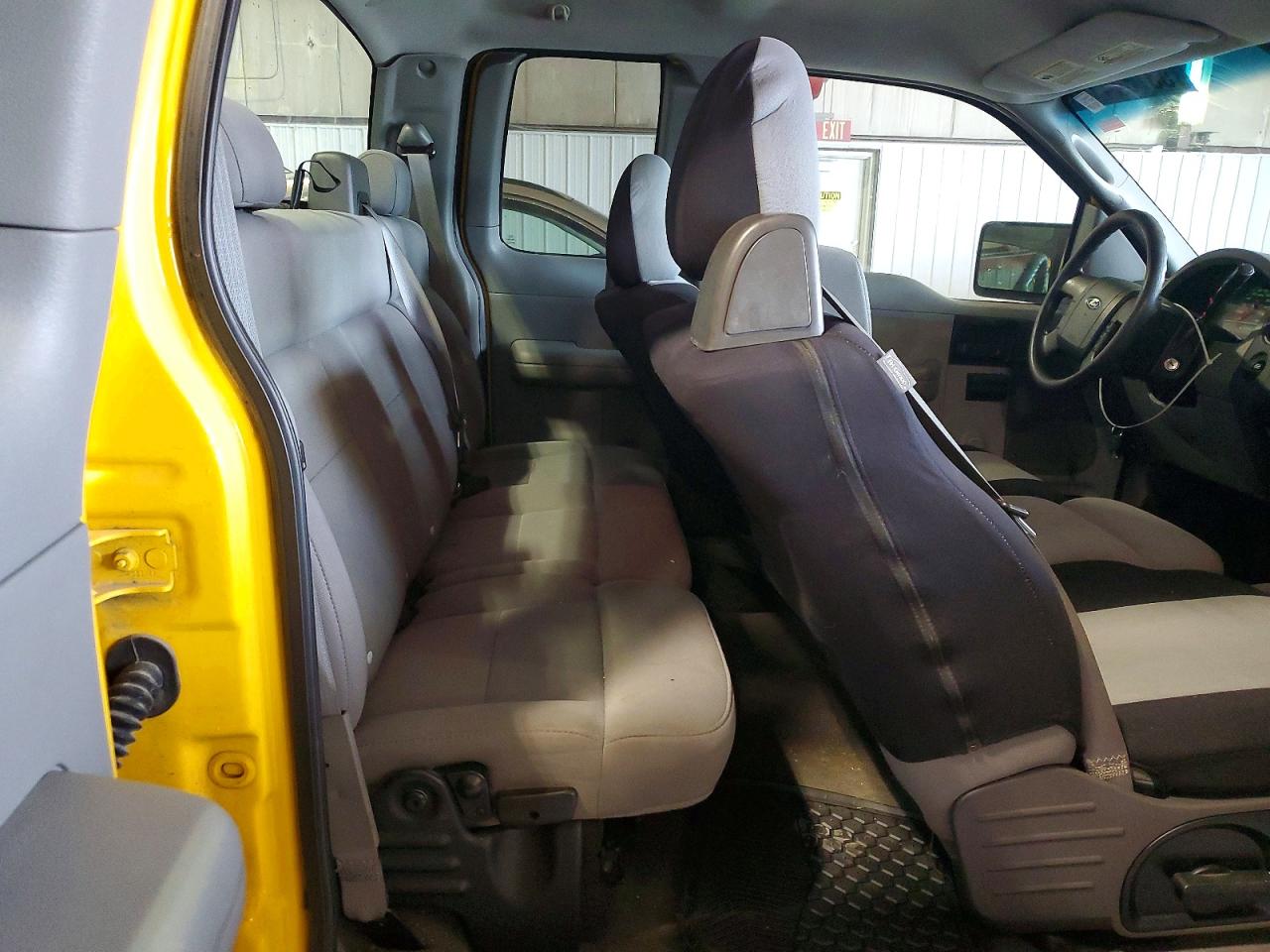 2004 FORD F150 photo 19