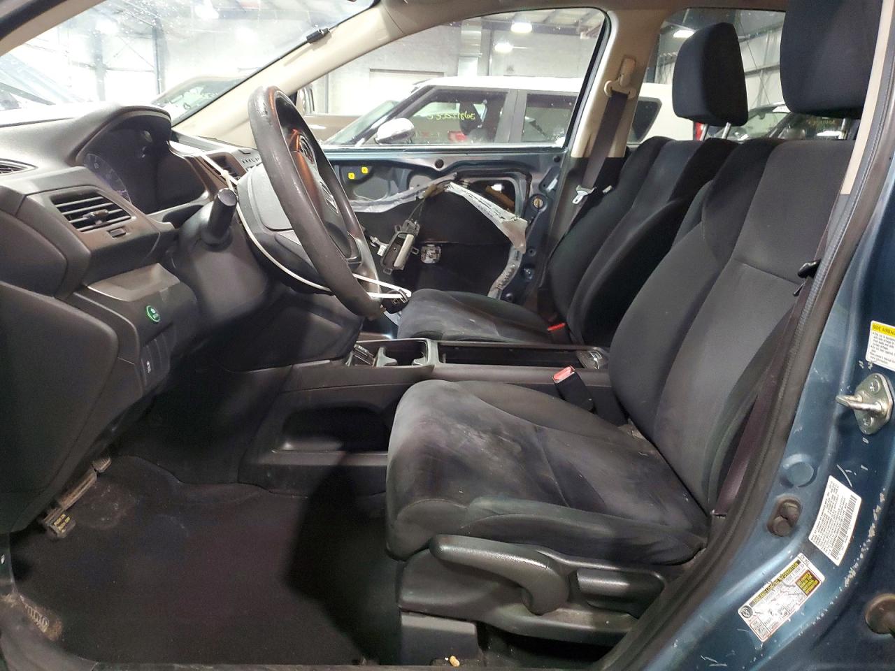 2013 HONDA CR-V LX photo 19