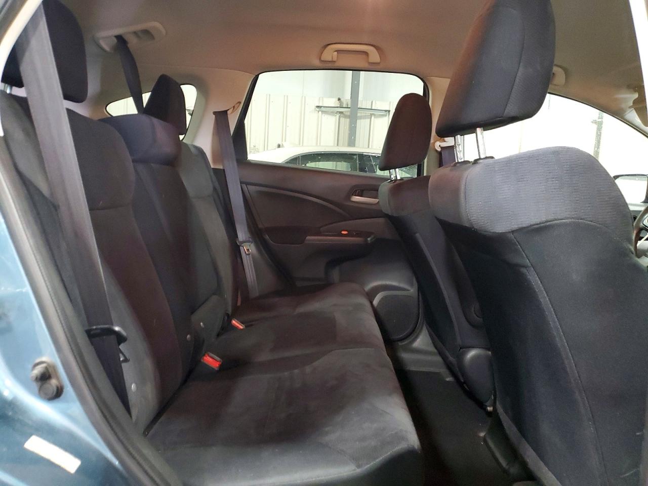 2013 HONDA CR-V LX photo 31