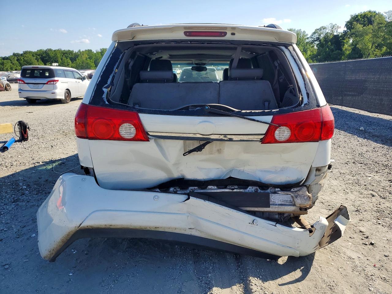 2006 TOYOTA SIENNA XLE LIMITED 7 PASSENGER photo 16
