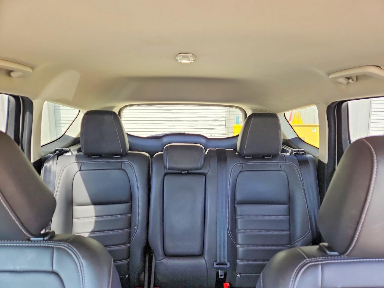 2019 FORD ESCAPE SEL photo 28
