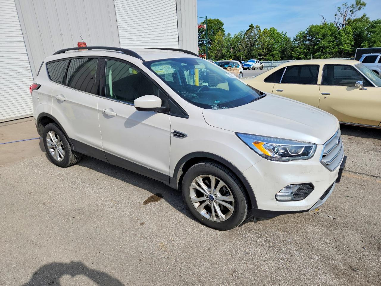 2019 FORD ESCAPE SEL photo 10