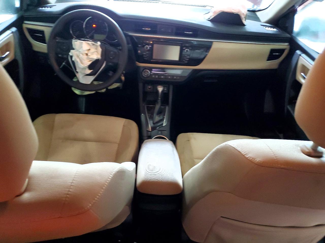 2015 TOYOTA COROLLA LE photo 22