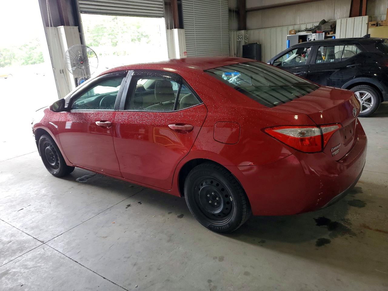2015 TOYOTA COROLLA LE photo 4