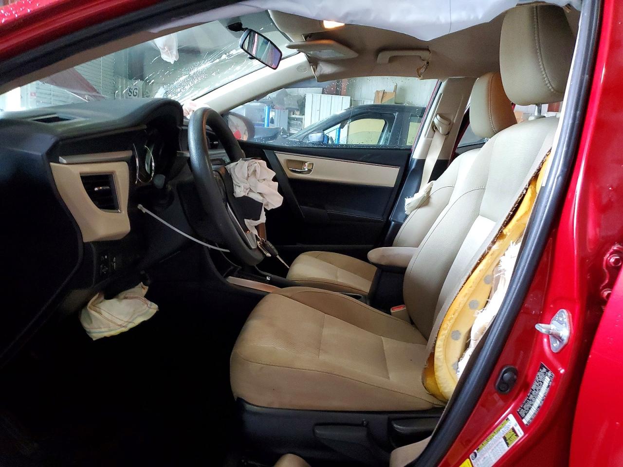 2015 TOYOTA COROLLA LE photo 19