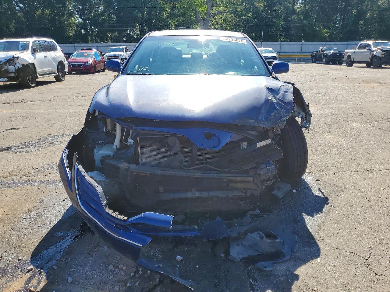 2010 TOYOTA CAMRY LE photo 13