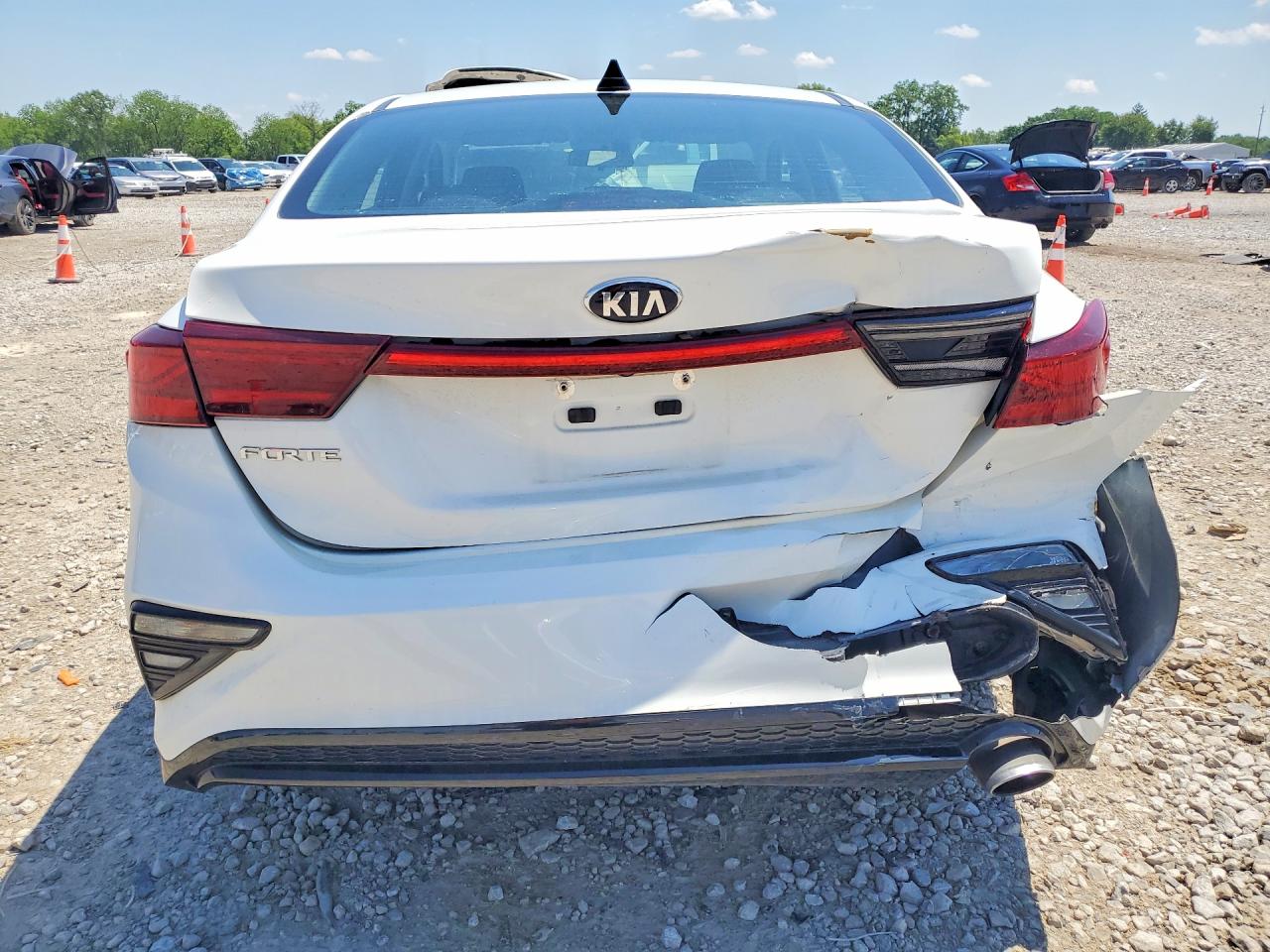 2019 KIA FORTE LXS photo 11
