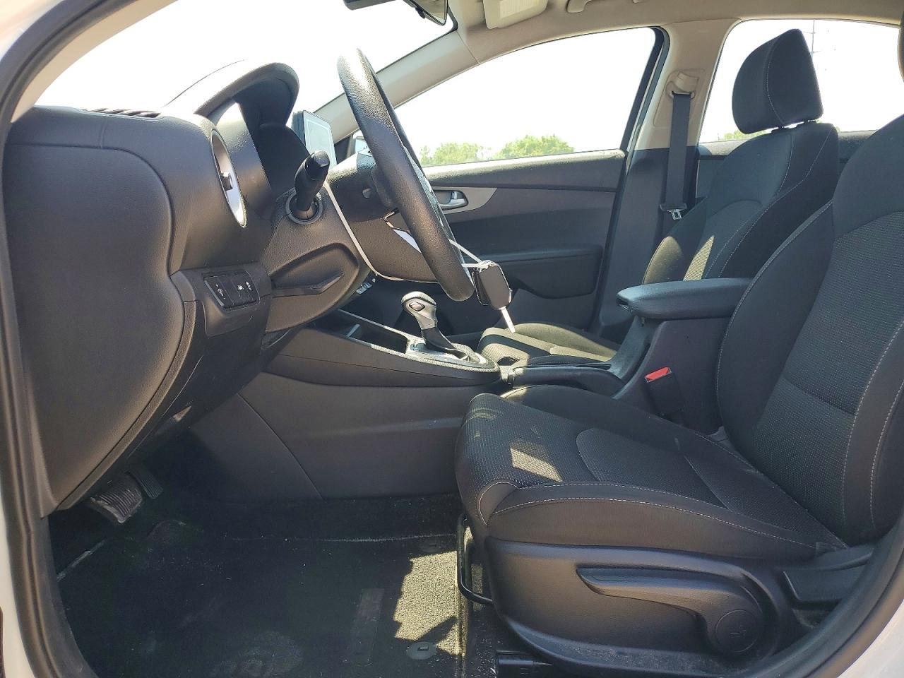 2019 KIA FORTE LXS photo 13