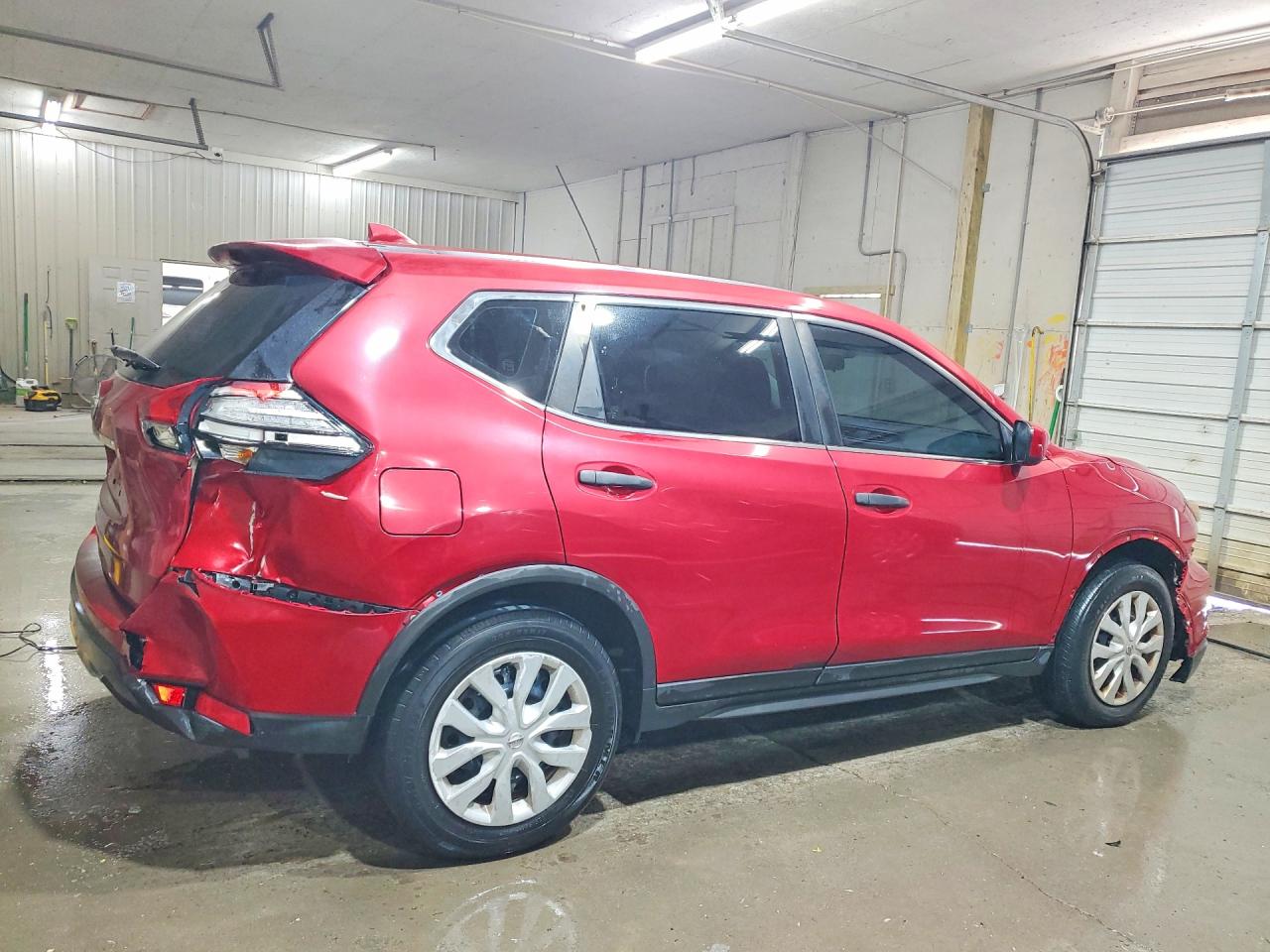 2017 NISSAN ROGUE S photo 5