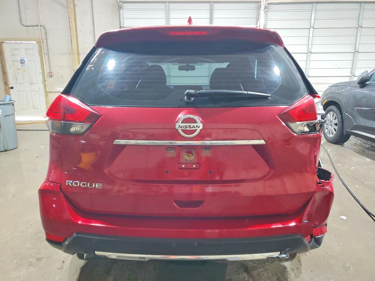 2017 NISSAN ROGUE S photo 11
