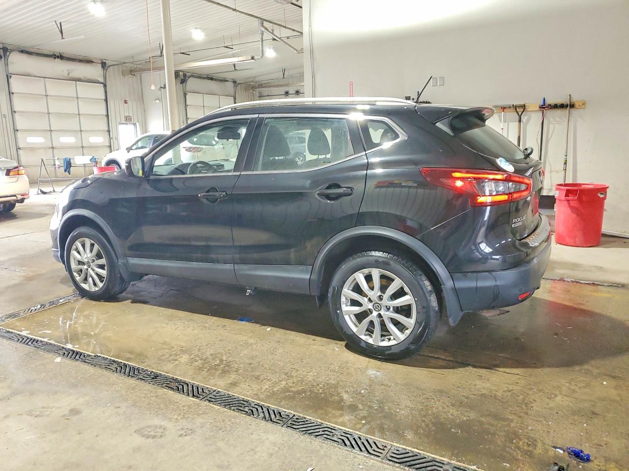 2020 NISSAN ROGUE SPORT SV photo 2