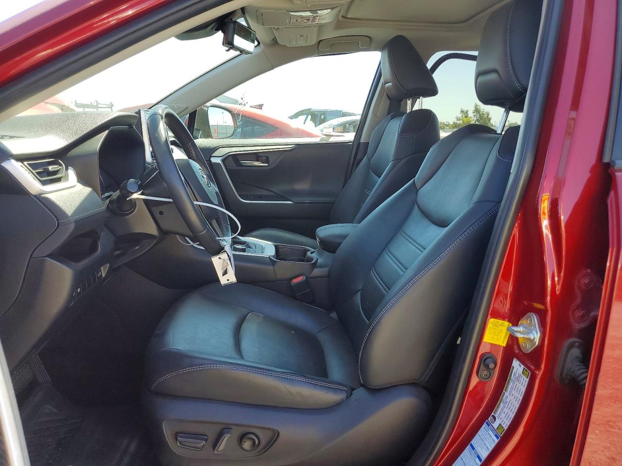 2019 TOYOTA RAV4 LIMITED photo 7