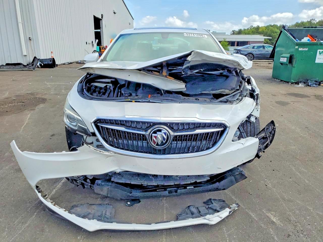 2017 BUICK LACROSSE ESSENCE photo 9