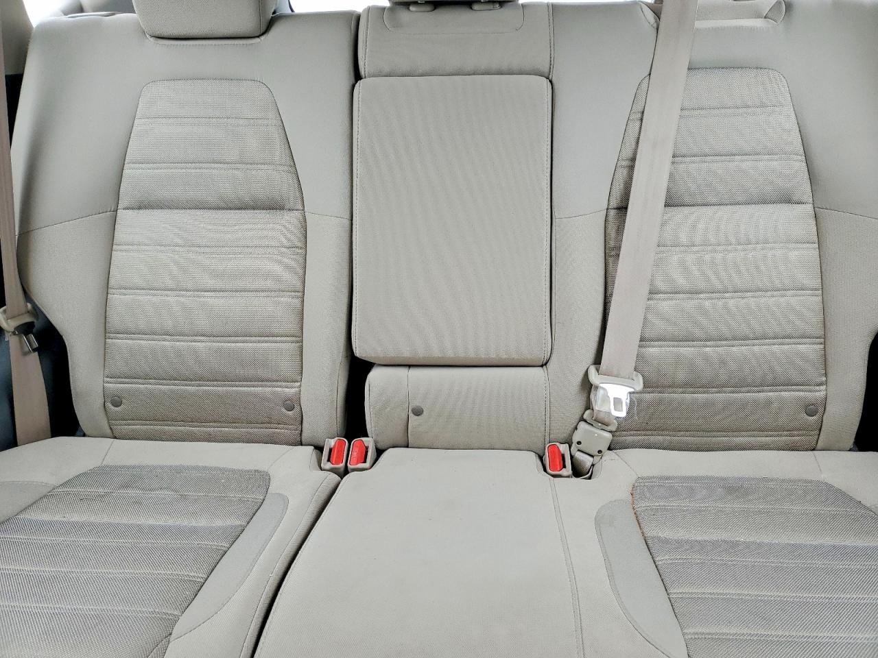 2017 HONDA CR-V LX photo 19