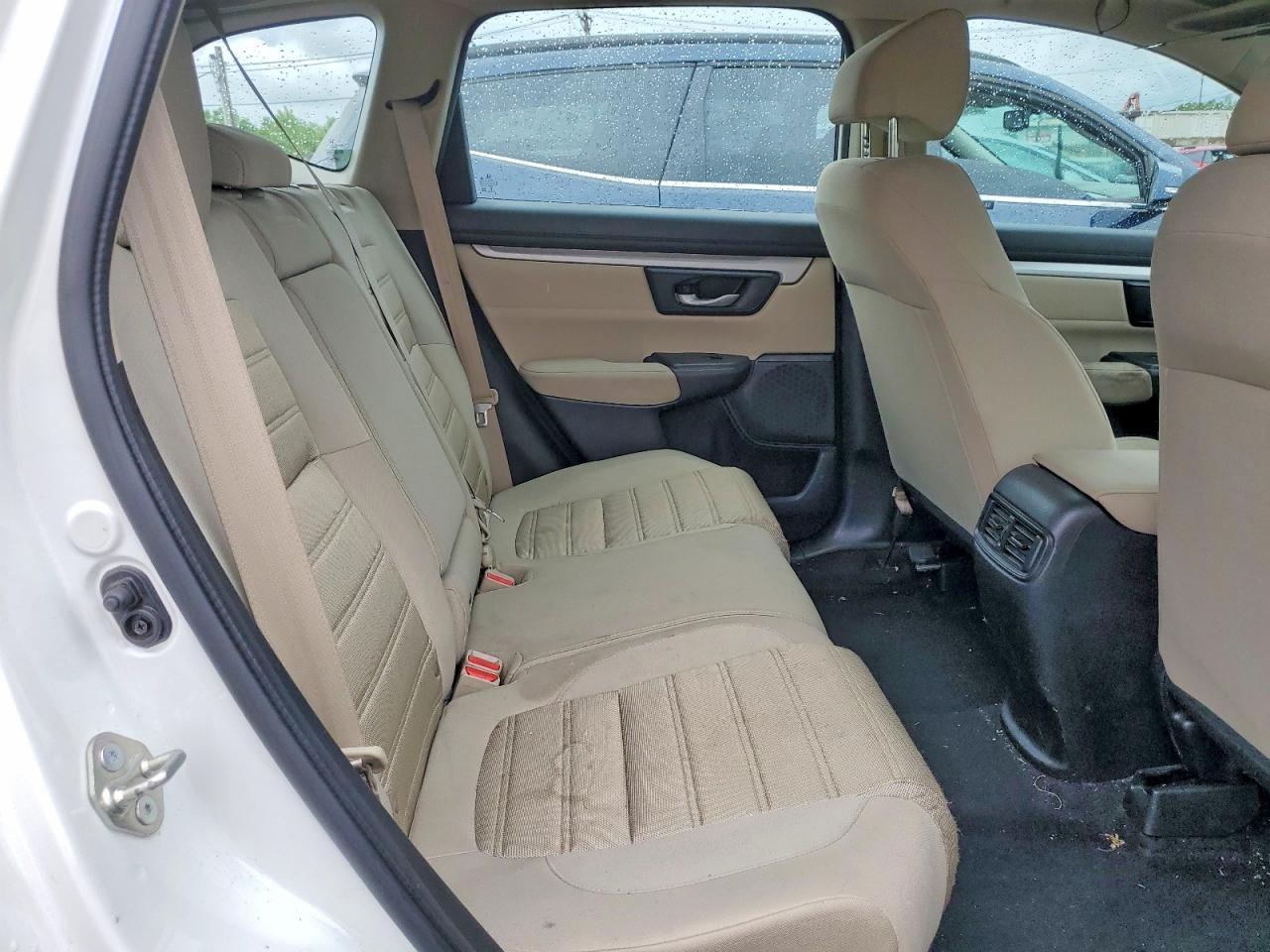 2017 HONDA CR-V LX photo 21