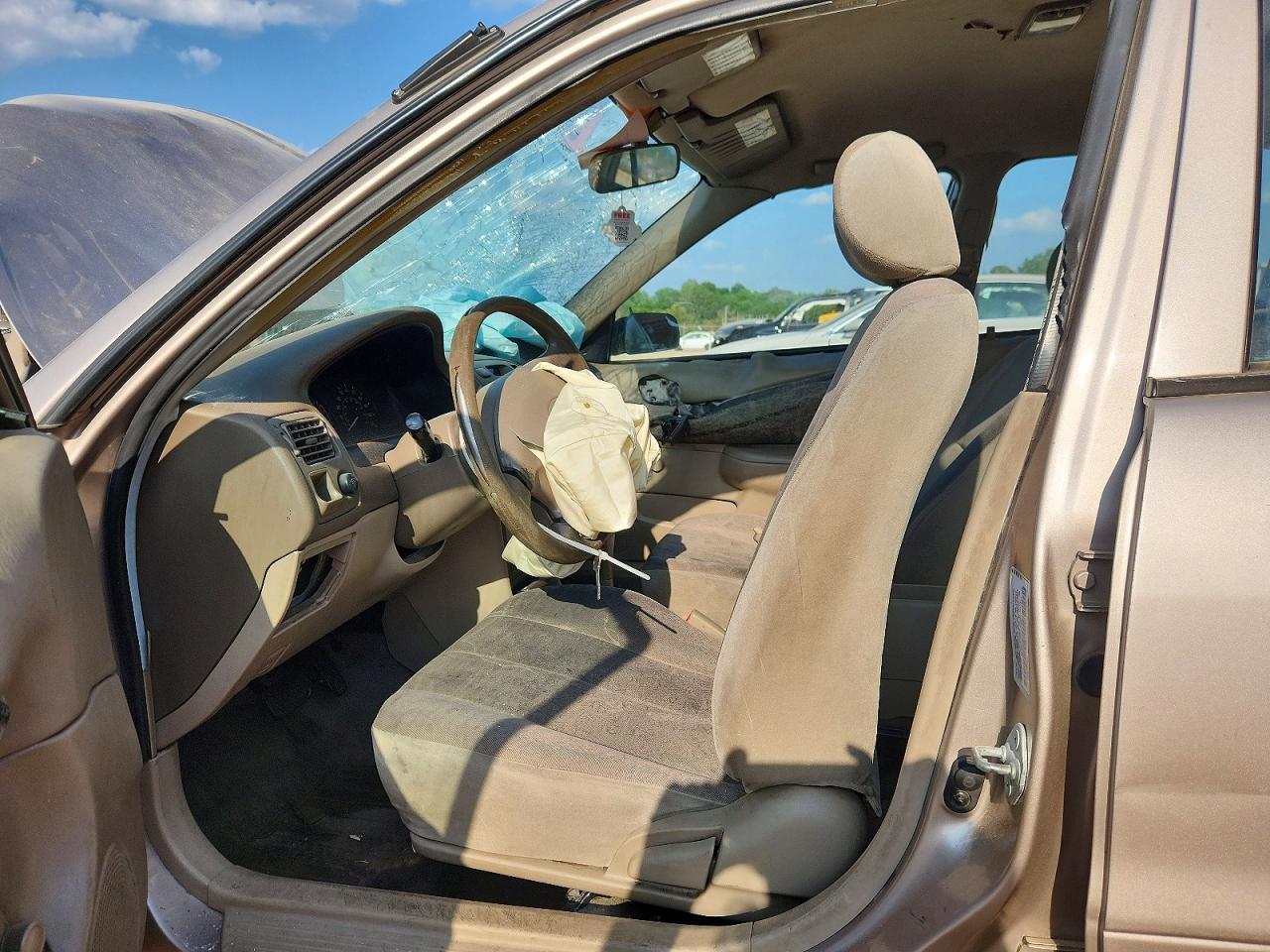 2000 TOYOTA COROLLA VE photo 13