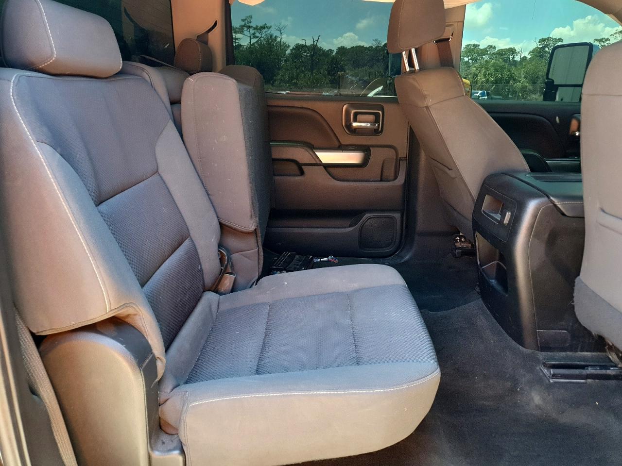 2018 CHEVROLET SILVERADO K2500 HEAVY DUTY LT photo 28