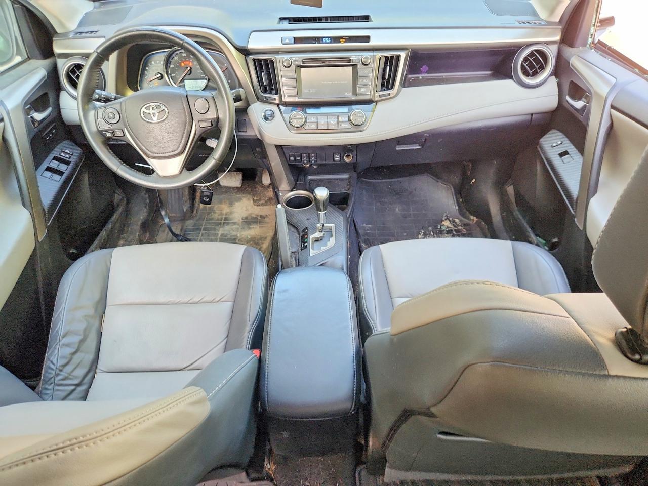 2015 TOYOTA RAV4 LIMITED photo 8