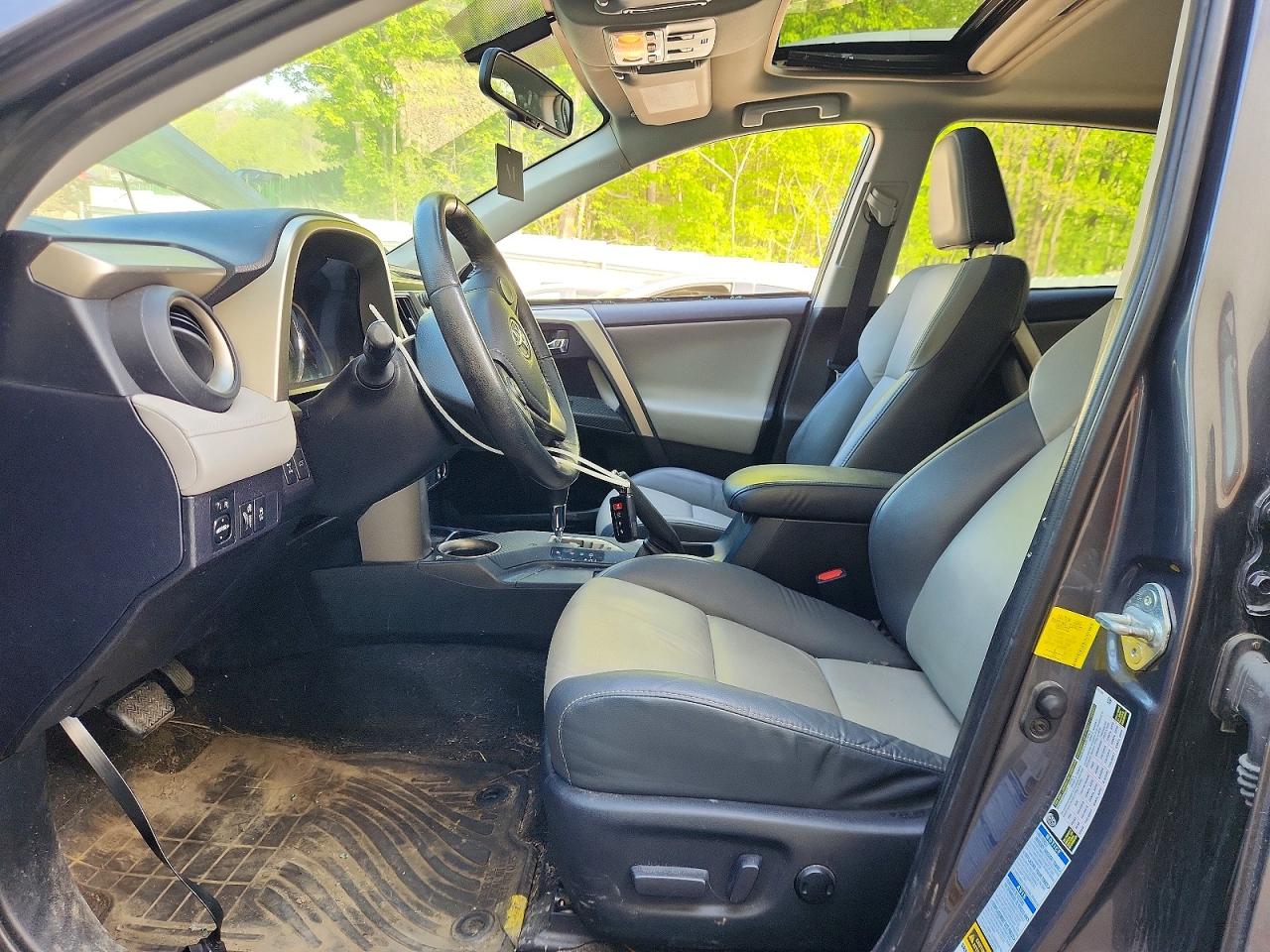 2015 TOYOTA RAV4 LIMITED photo 7
