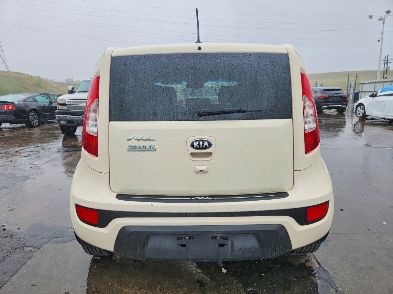 2013 KIA SOUL + photo 6