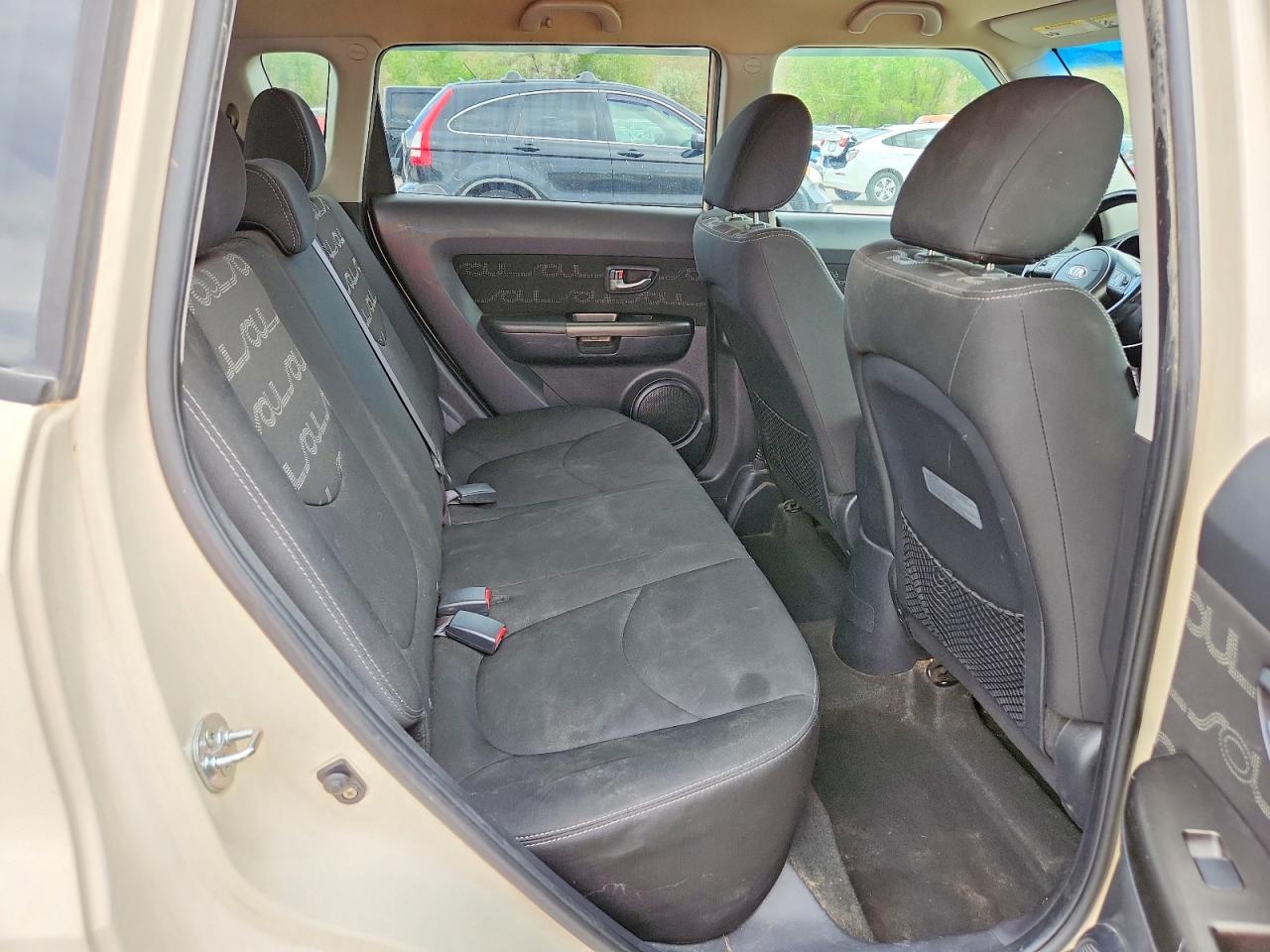 2013 KIA SOUL + photo 11
