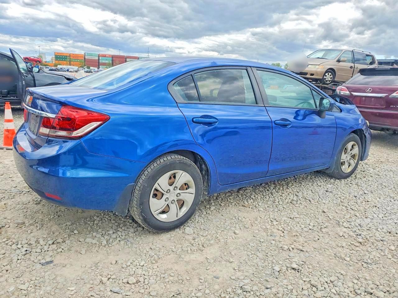 2015 HONDA CIVIC LX photo 3