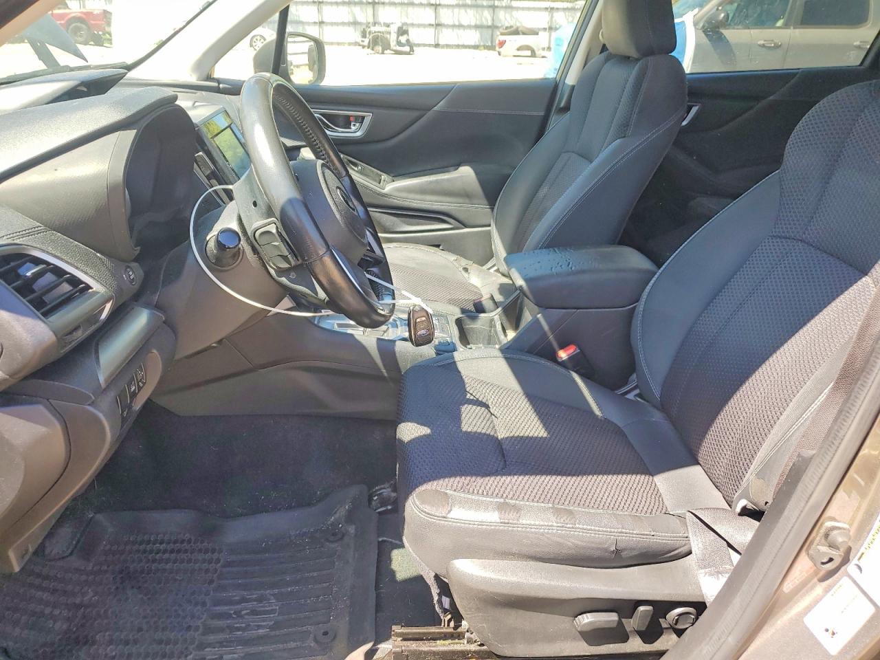 2020 SUBARU FORESTER PREMIUM photo 19