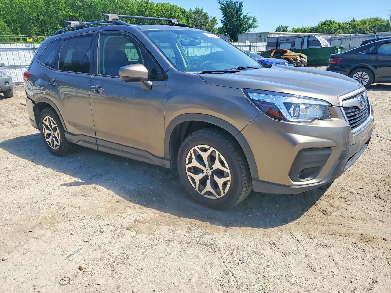2020 SUBARU FORESTER PREMIUM photo 10