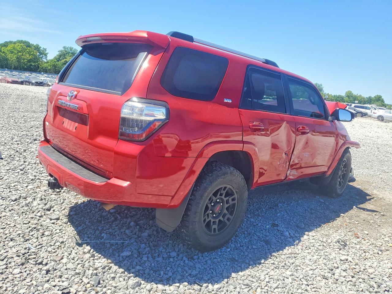 2022 TOYOTA 4RUNNER SR5 photo 5