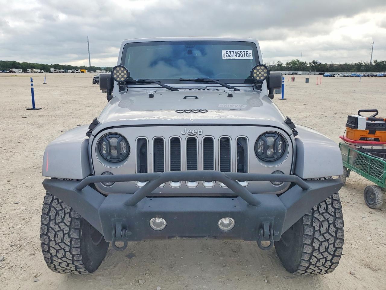 2016 JEEP WRANGLER UNLIMITED SAHARA photo 9