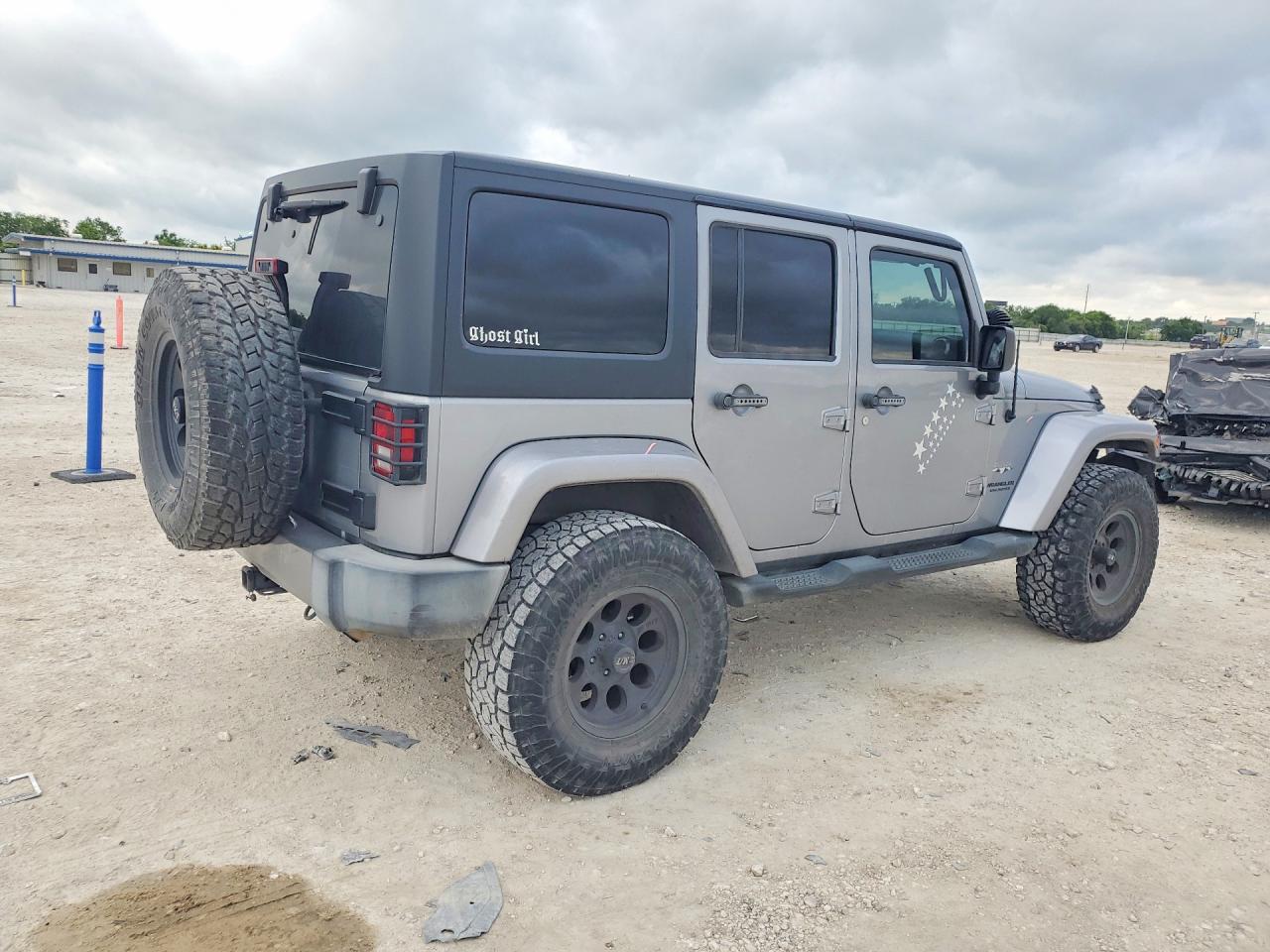 2016 JEEP WRANGLER UNLIMITED SAHARA photo 5