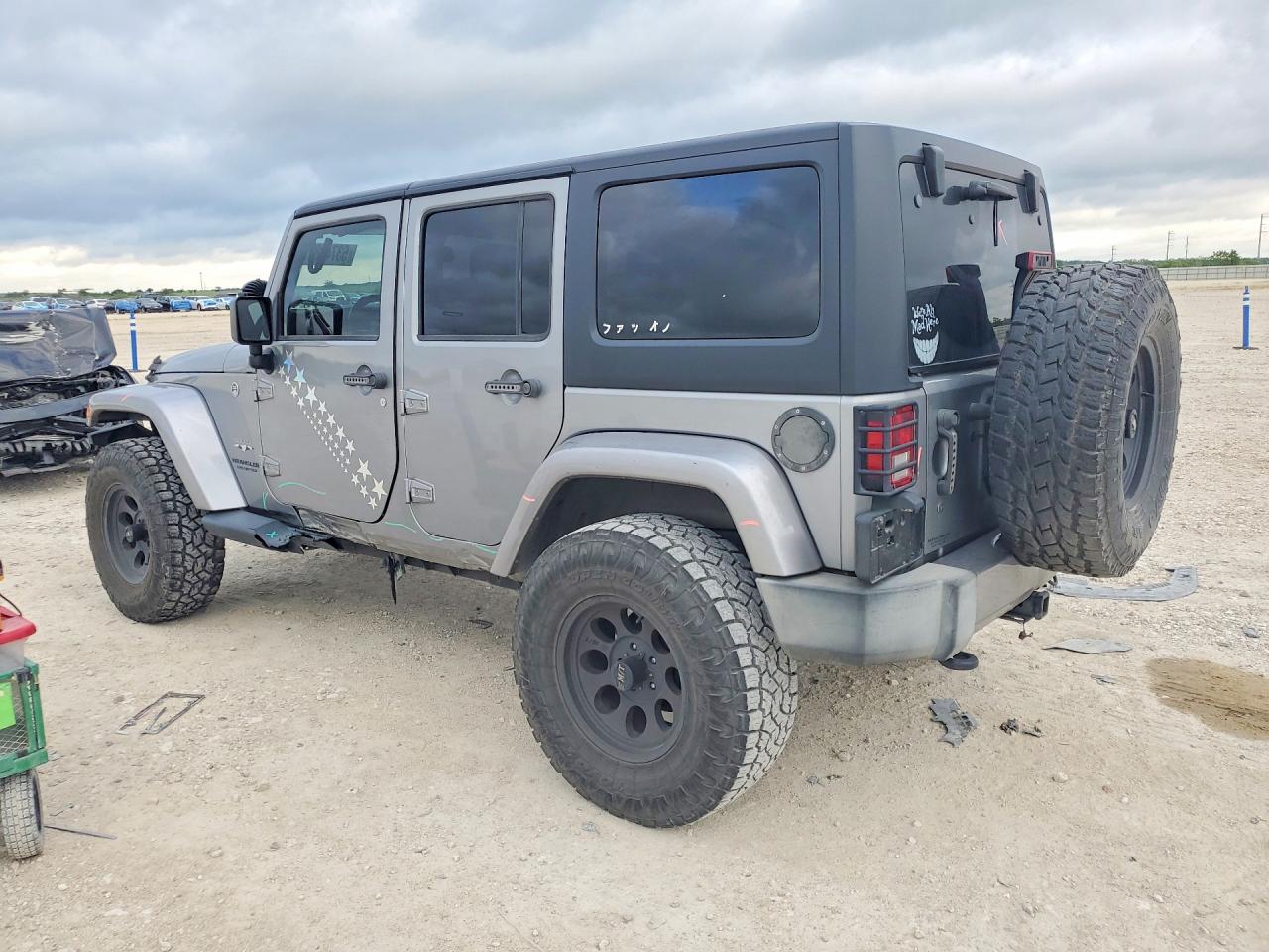 2016 JEEP WRANGLER UNLIMITED SAHARA photo 3