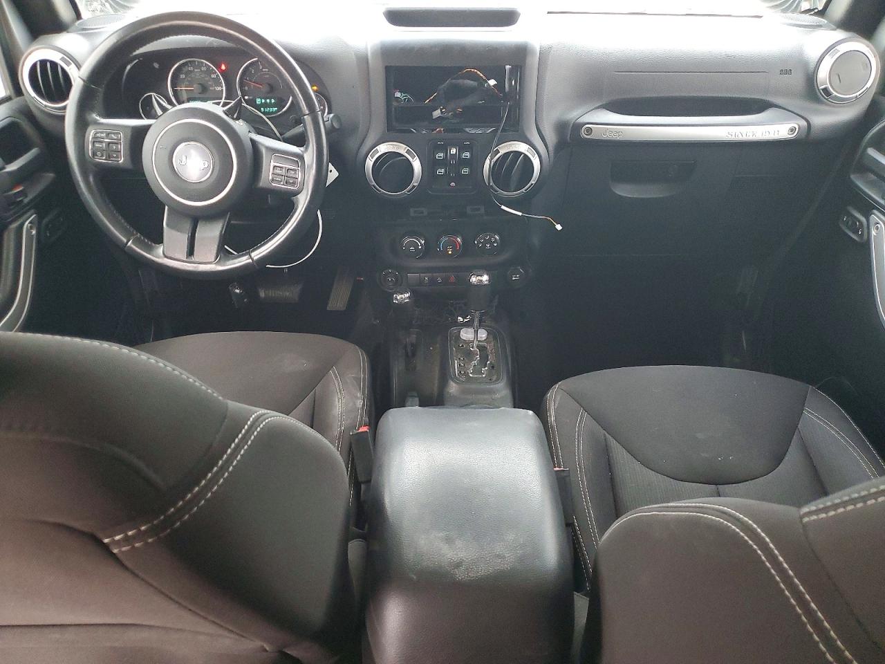 2016 JEEP WRANGLER UNLIMITED SAHARA photo 15