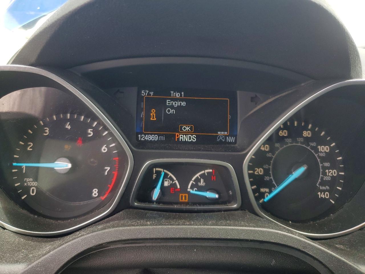 2017 FORD ESCAPE SE photo 25