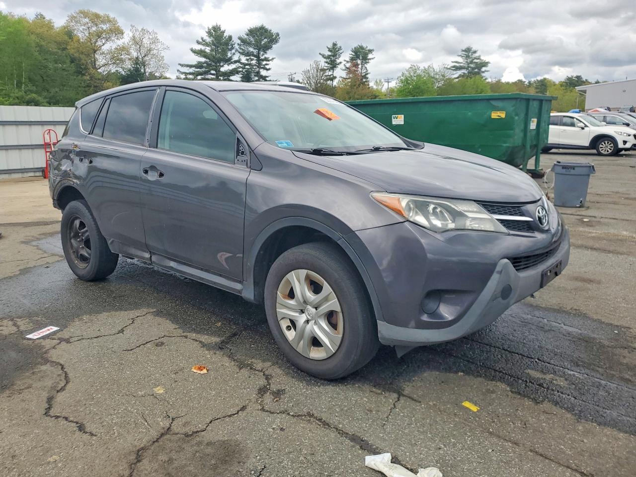 2013 TOYOTA RAV4 LE photo 10