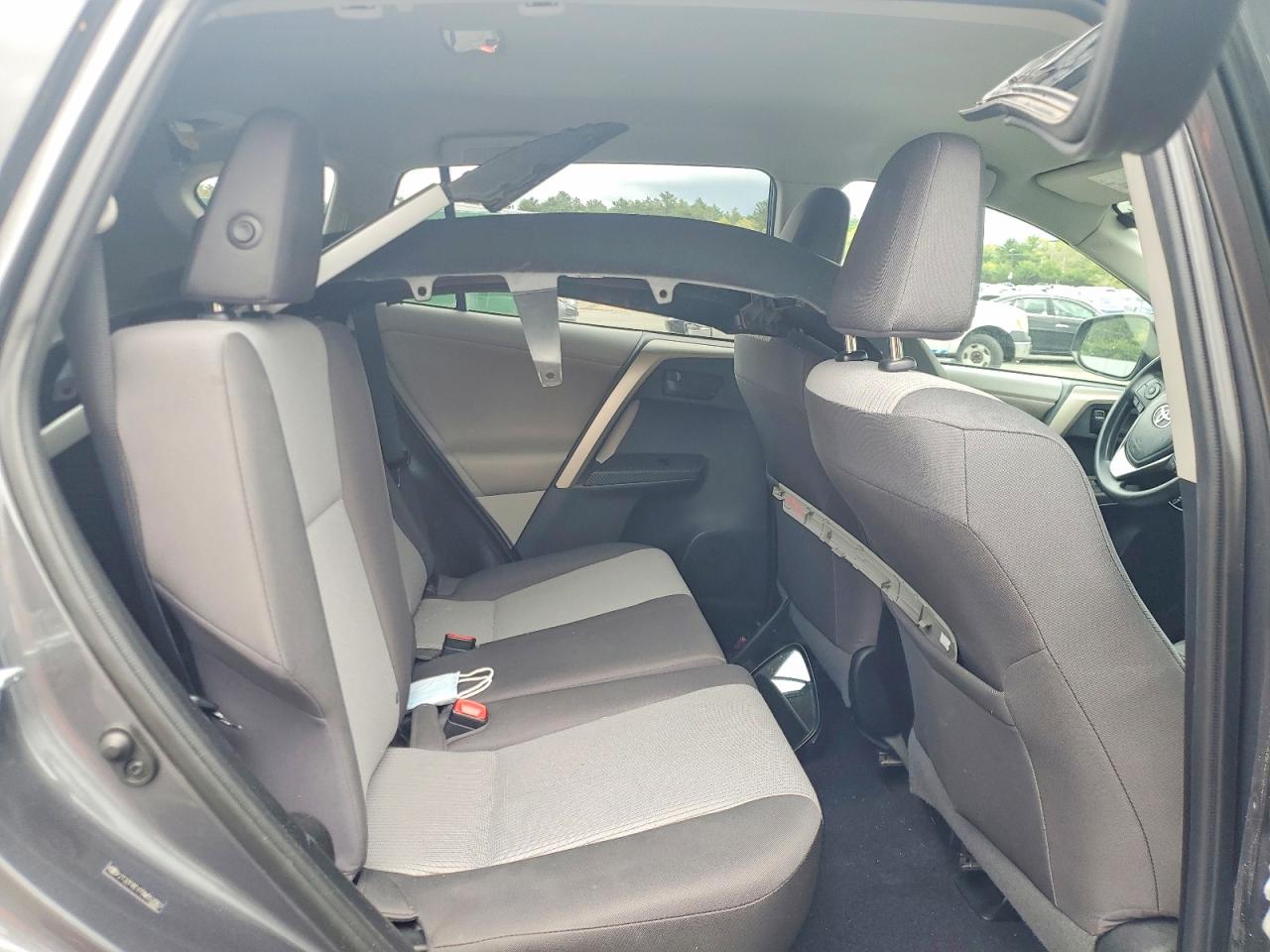 2013 TOYOTA RAV4 LE photo 31