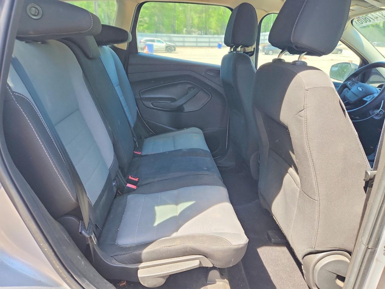 2017 FORD ESCAPE S photo 10