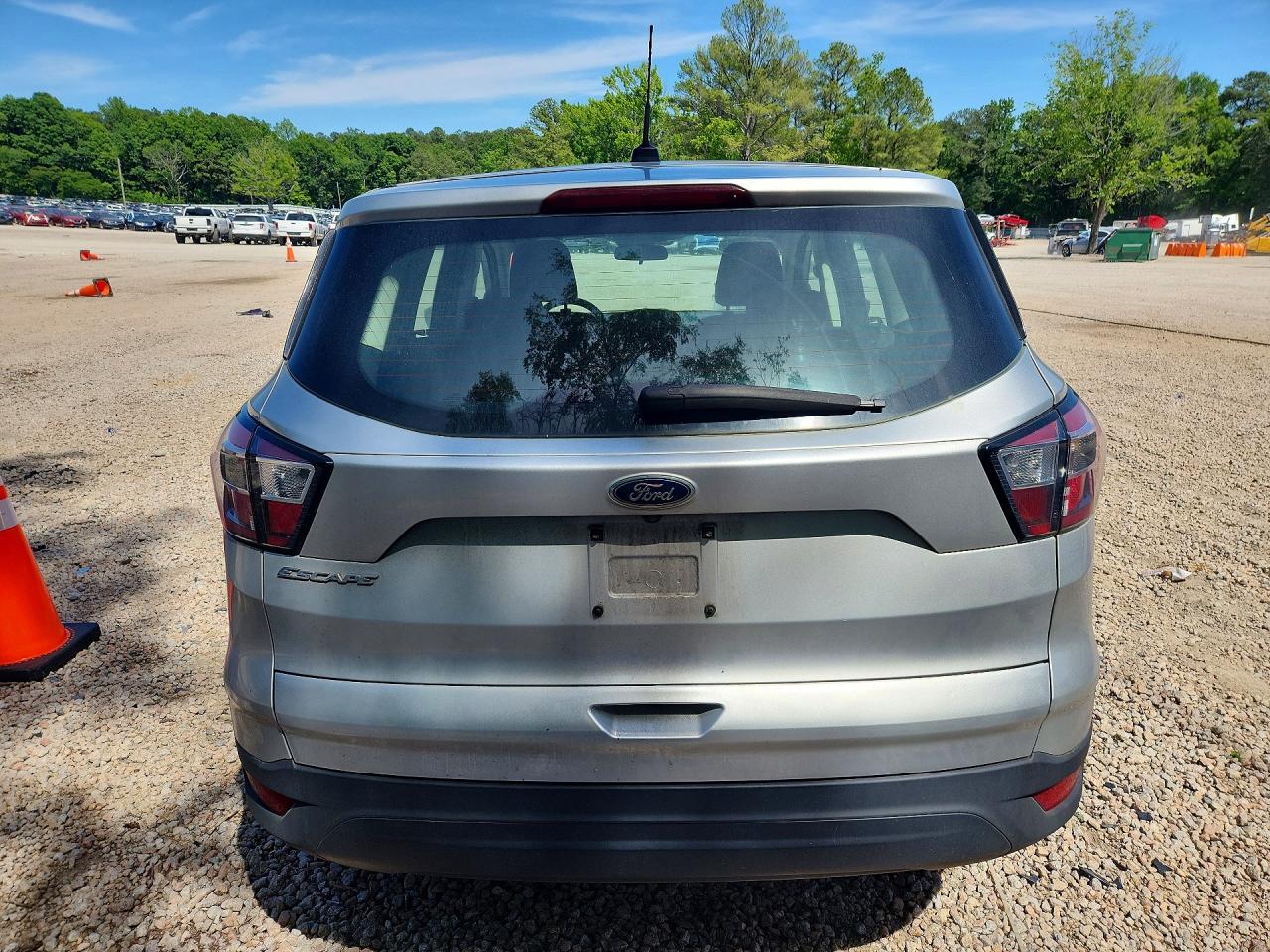 2017 FORD ESCAPE S photo 6