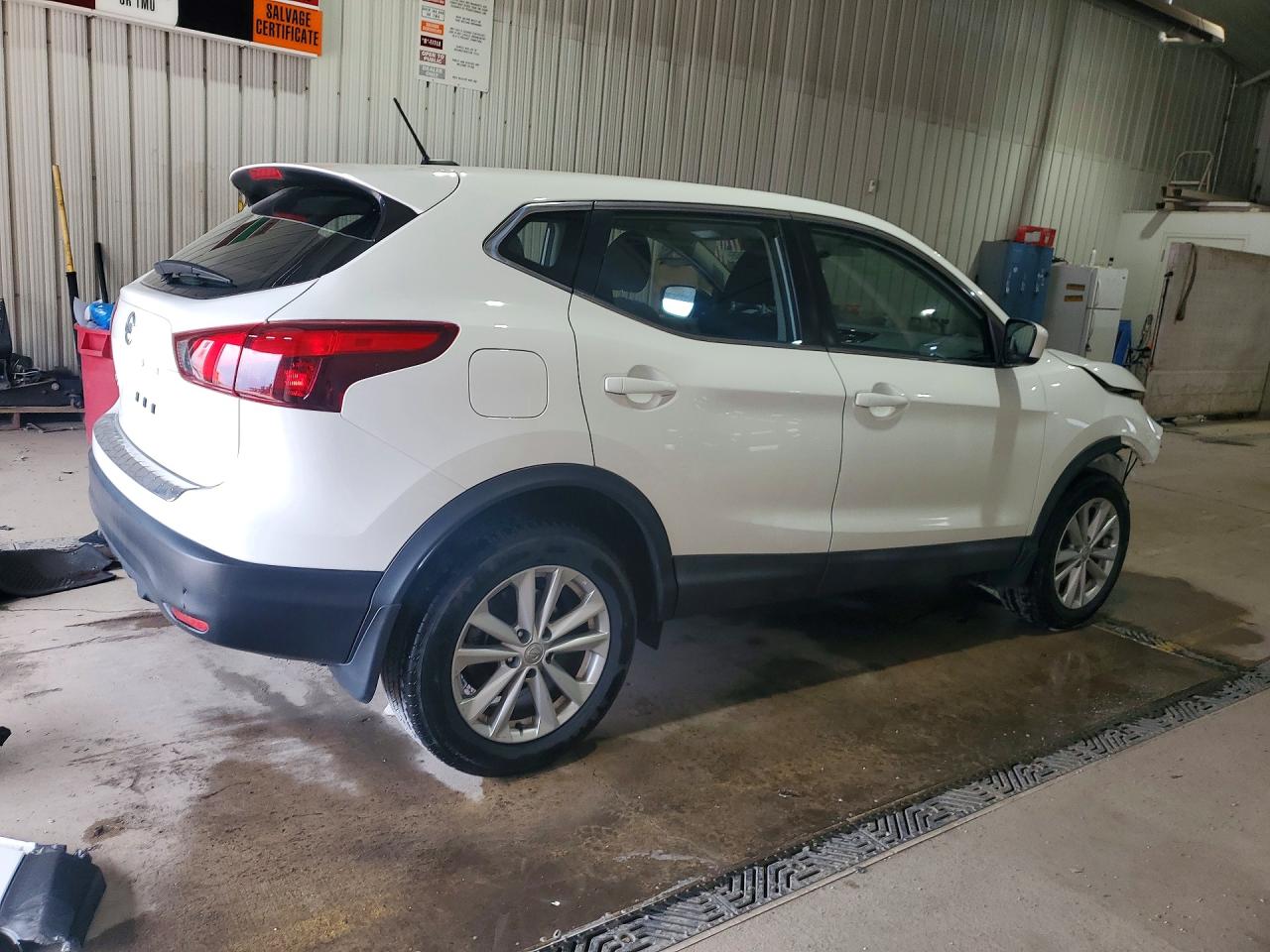 2018 NISSAN ROGUE SPORT S photo 5