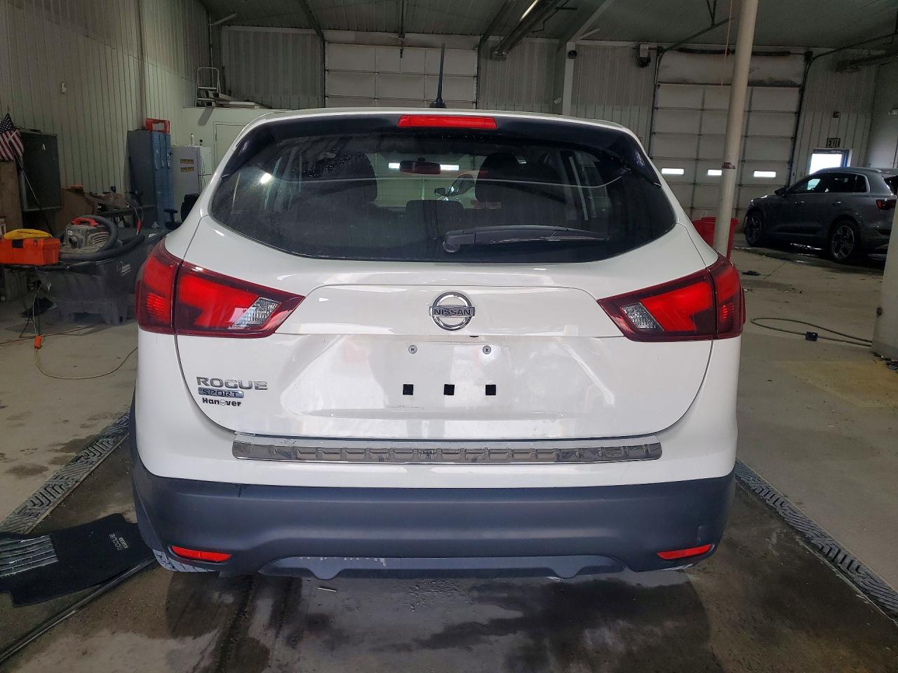 2018 NISSAN ROGUE SPORT S photo 11