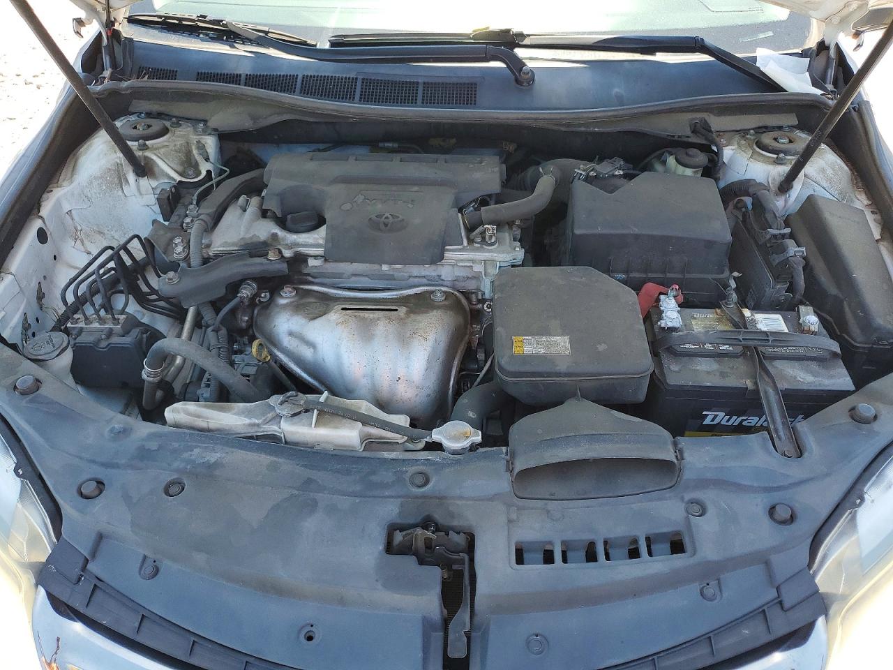 2016 TOYOTA CAMRY SE photo 31
