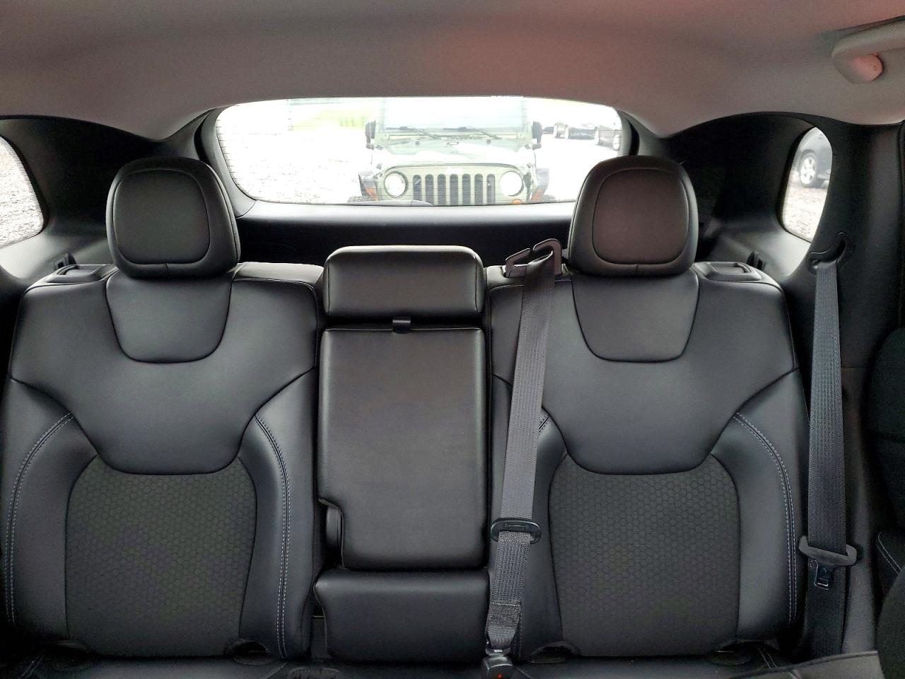 2019 JEEP CHEROKEE LATITUDE PLUS photo 19