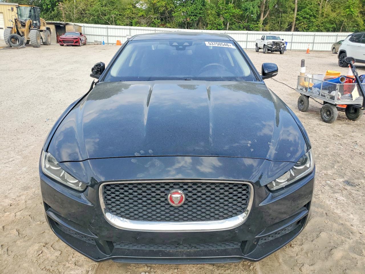 2017 JAGUAR XE PRESTIGE photo 5